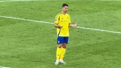 Cristiano Ronaldo, maç sonu kendisiyle tartıştı