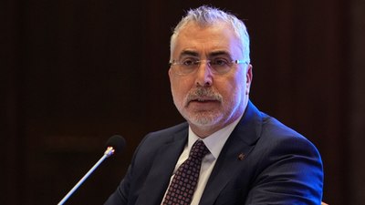 Vedat Işıkhan'dan 1 Mayıs Emek ve Dayanışma Günü türküsü