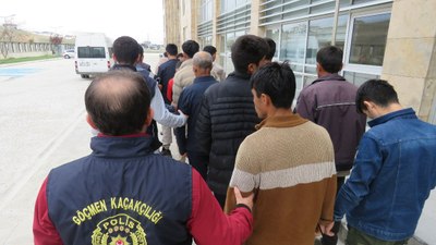 Kırşehir'de 18 düzensiz göçmen yakalandı