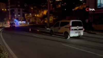 Kahramanmaraş'ta hafif ticari araç anne ve kızına çarptı