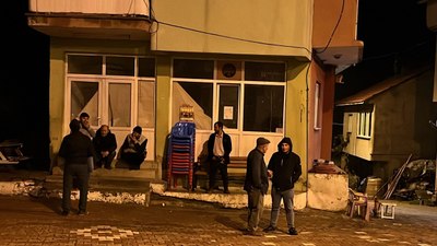 Kütahya'da deprem paniği: Geceyi dışarıda geçiriyorlar