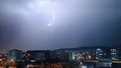 Gaziantep'te şimşekler geceyi aydınlattı