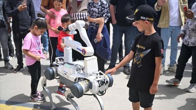 Yeni yardımcı 'robot köpek' Jandarma envanterine dahil oldu