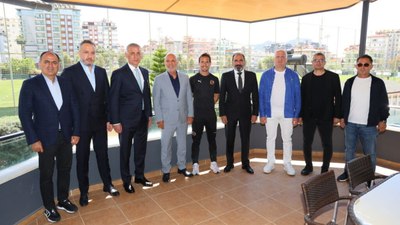 İbrahim Hacıosmanoğlu'ndan Hasan Çavuşoğlu'na taziye ziyareti