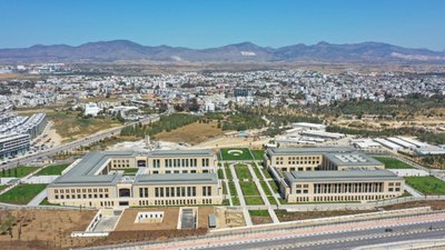 KKTC Cumhurbaşkanlığı Külliyesi bugün törenle açılacak