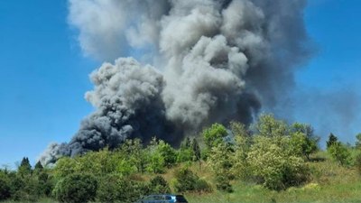 Tekirdağ'da kot fabrikasında yangın