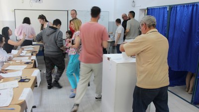 Romanya, yeni cumhurbaşkanını seçiyor