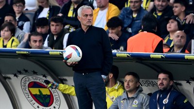 Jose Mourinho, Fenerbahçe'de 5. derbisini de galip bitiremedi