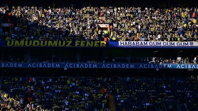 Fenerbahçe taraftarı, derbi sonrası Ali Koç ve yönetime tepki gösterdi