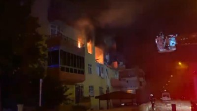 Binadaki patlamada 1'i ağır 12 kişi yaralandı