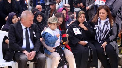 Afyonkarahisar'da son yolculuğuna uğurlanan şehit Önder Özen'in kızından yürek yakan sözler