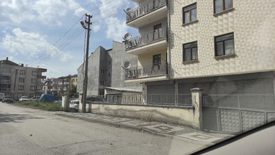 Bursa'da 6 yaşındaki çocuk balkondan düştü