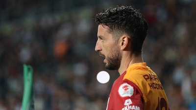 Galatasaray'da Dries Mertens'in doğum günü kutlandı