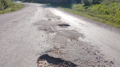 Kütahya'da bozuk yol sürücülerin kabusu oldu