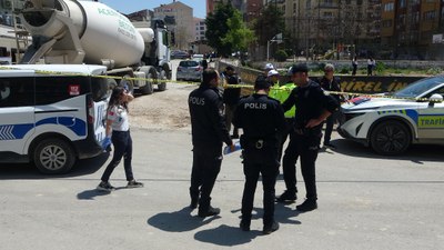 Malatya'da beton mikserinin çarptığı yaya öldü