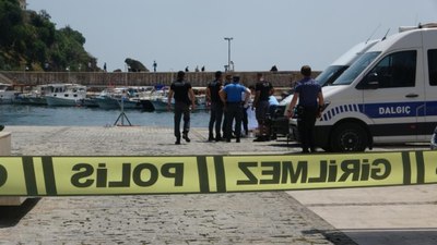 Antalya'da denizde cansız beden bulundu