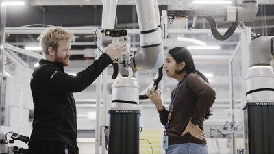 Amazon'un yeni robotu Vulcan, nesneleri dokunarak tanıyabiliyor