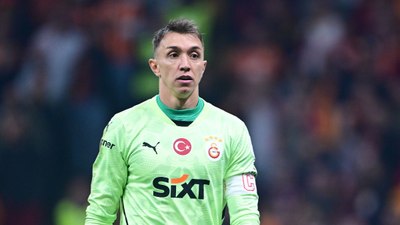 Fernando Muslera ülkesine dönüyor