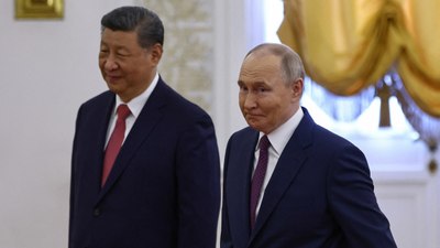 Şi, Kremlin'de Putin'le görüştü