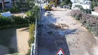 Bodrum'da yine isale hattı patladı: 9 evi su bastı