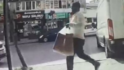 İstanbul'da müşteri gibi girdiği marketten 4 koli kahve çaldı