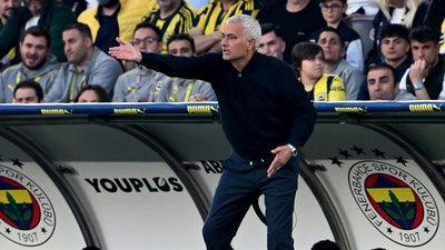 Jose Mourinho: 12 puan alsak da 0 alsak da ikinci bitireceğiz