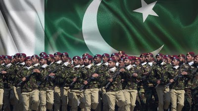 Pakistan, Hindistan'a karşı askeri operasyon başlattı