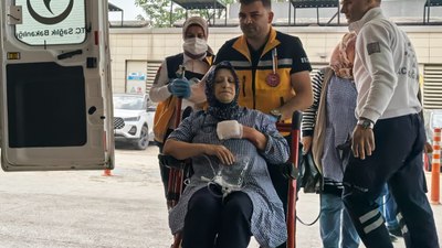 Bursa’da makineye elini kaptıran işçi ağır yaralandı