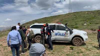 Tunceli'de dağda mantar toplarken kayadan düştü