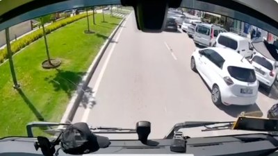 Trafik polisi ile tır şoförü arasında geçen ilginç diyalog