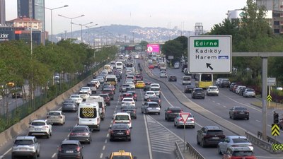 İstanbul’da trafik yoğunluğu yüzde 63