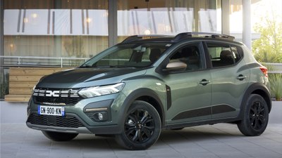 Sandero Stepway zamlandı: İşte Dacia güncel fiyat listesi