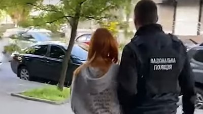 Ukrayna'da iş kurmak için 2 yaşındaki bebeğini sattı