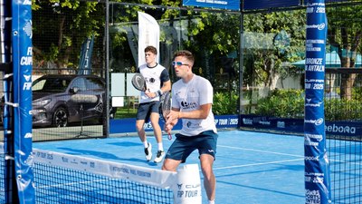 Antalya'da uluslararası padel turnuvası