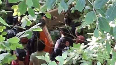Sakarya'da şarampole devrilen arazi aracındaki çift yaralandı