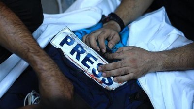 İsrail'in Gazze'de öldürdüğü gazeteci sayısı 215'e çıktı