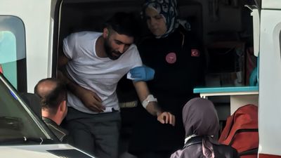 Kayseri'de firari hükümlü tutuklandığını duyunca mahkeme salonunda bayıldı