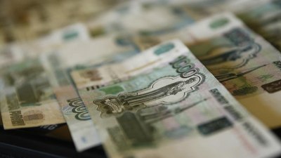 Ruble, dolar karşısında güçleniyor