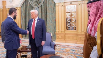 Trump-Şara görüşmesinden ilk kareler