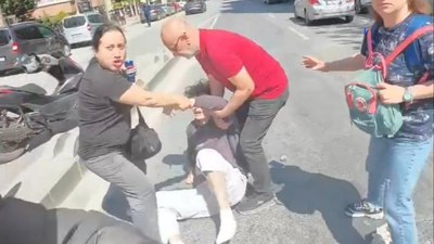 İstanbul'da yaya geçidinde "yol" kavgası