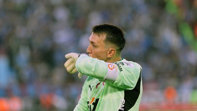 Fernando Muslera, Bülent Korkmaz'ın rekoruna ortak oldu