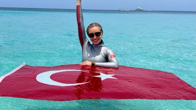 Şahika Ercümen, Dominika'da 3 altın madalyanın sahibi oldu