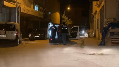 Bursa'da borç kavgasında 2 kişi silahla yaralandı