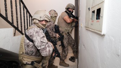 Vatandaşların hesap bilgilerini satan şebeke çökertildi
