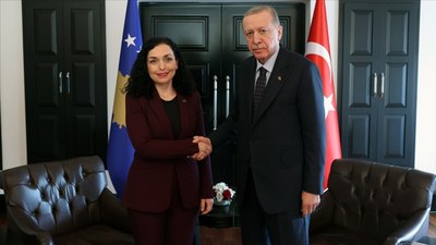 Kosova Cumhurbaşkanı, Erdoğan’ı sadık dost olarak nitelendirdi
