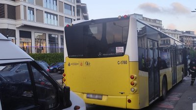 İstanbul'da yola yağ dökerek ilerleyen otobüs şoförüne para cezası
