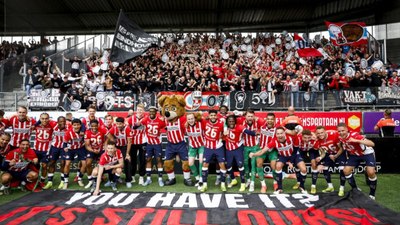 Hollanda'da şampiyon PSV