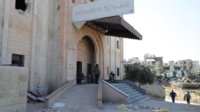İsrail Gazze'deki Endonezya Hastanesini kuşatma altına aldı