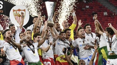 UEFA Avrupa Ligi'nin en çok kazananı İspanyollar oldu