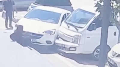 Yalova'da kadın sürücü kaldırımda yürüyen öğrenciyi ezdi